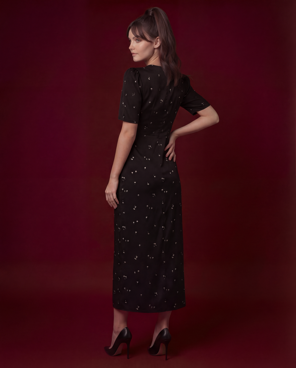 Das Margaret-Maxikleid aus Spitze 